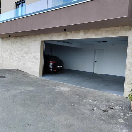 Apartment Makris No 2